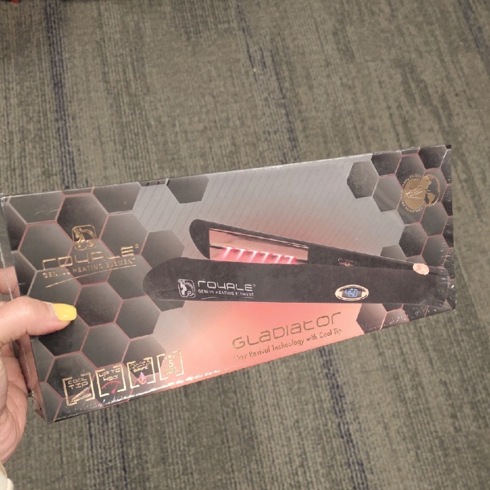 Brand Never Opened: Royale Gladiator Hair Straightener